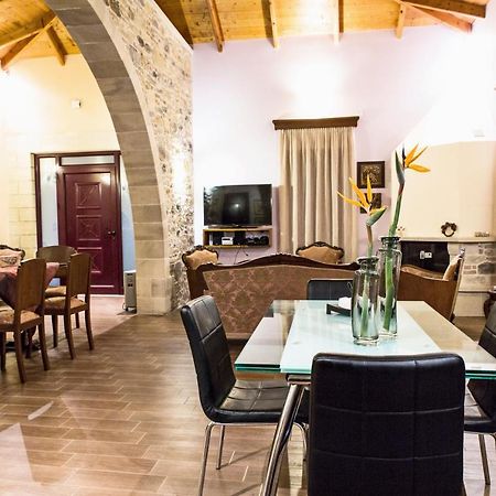 Private Sapphiros Villa กิสเซมอส ภายนอก รูปภาพ
